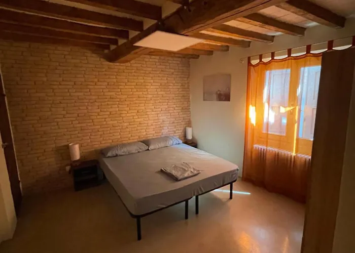 Attic In The Old Town Apartman